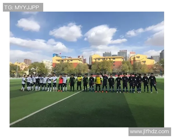 足球大捷再创辉煌球队团结奋战展现无与伦比的实力与激情